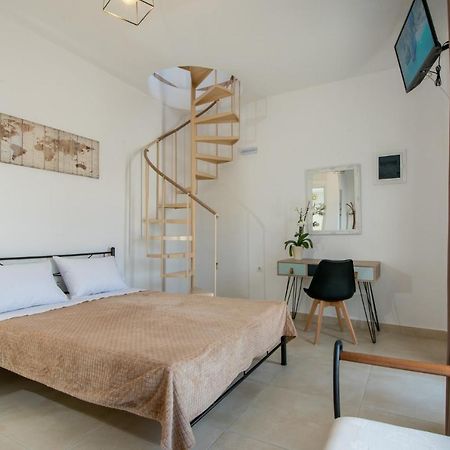 Elounda Square Home מראה חיצוני תמונה